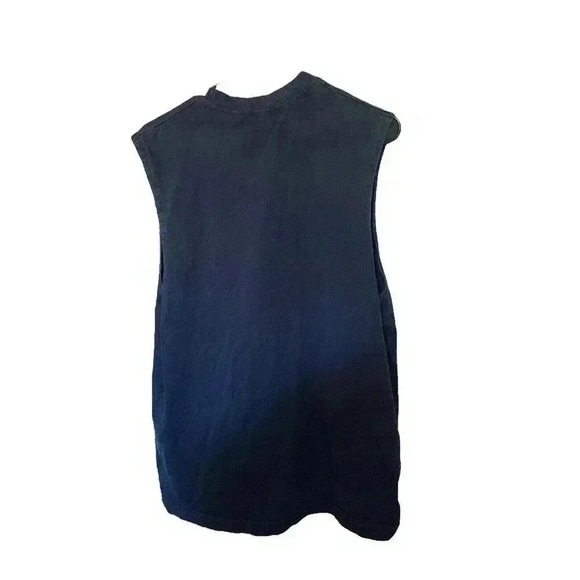 UN TAG SLEEVELESS MD BLUE TOP WITH 2010 OF DISNEY CHARACTERS - Picture 3 of 3